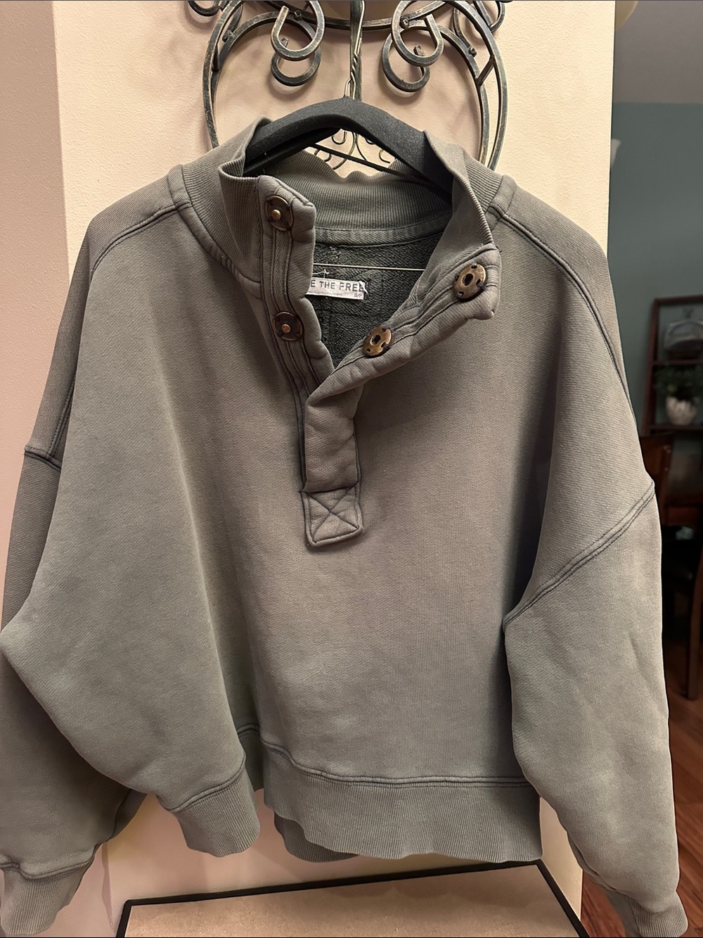 We The Free Women’s  snap Pullover Sweatshirt - olive